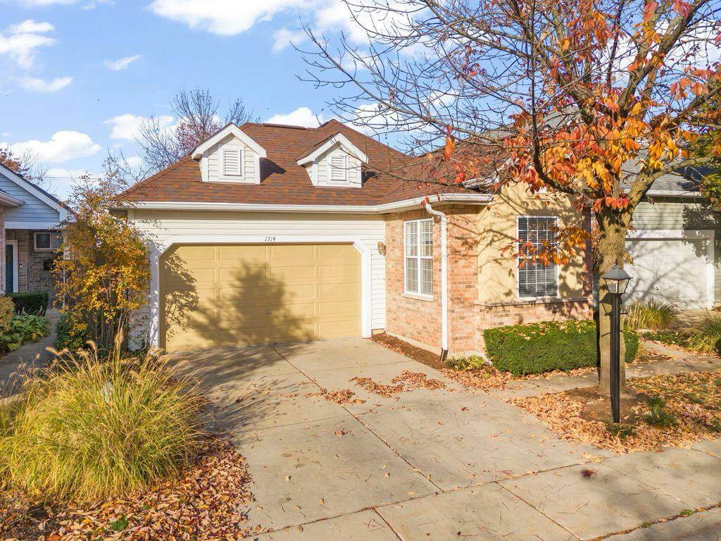 1714 Astor Ave, Villa Park, IL 60181